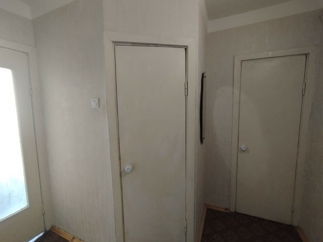 1835348975504965