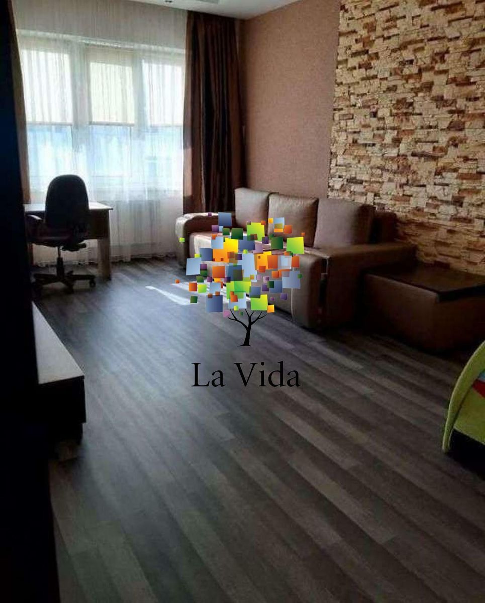 1836531948652965