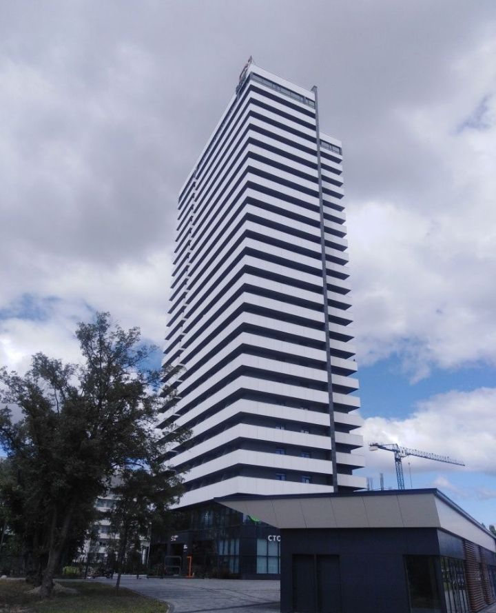 1834104563766967