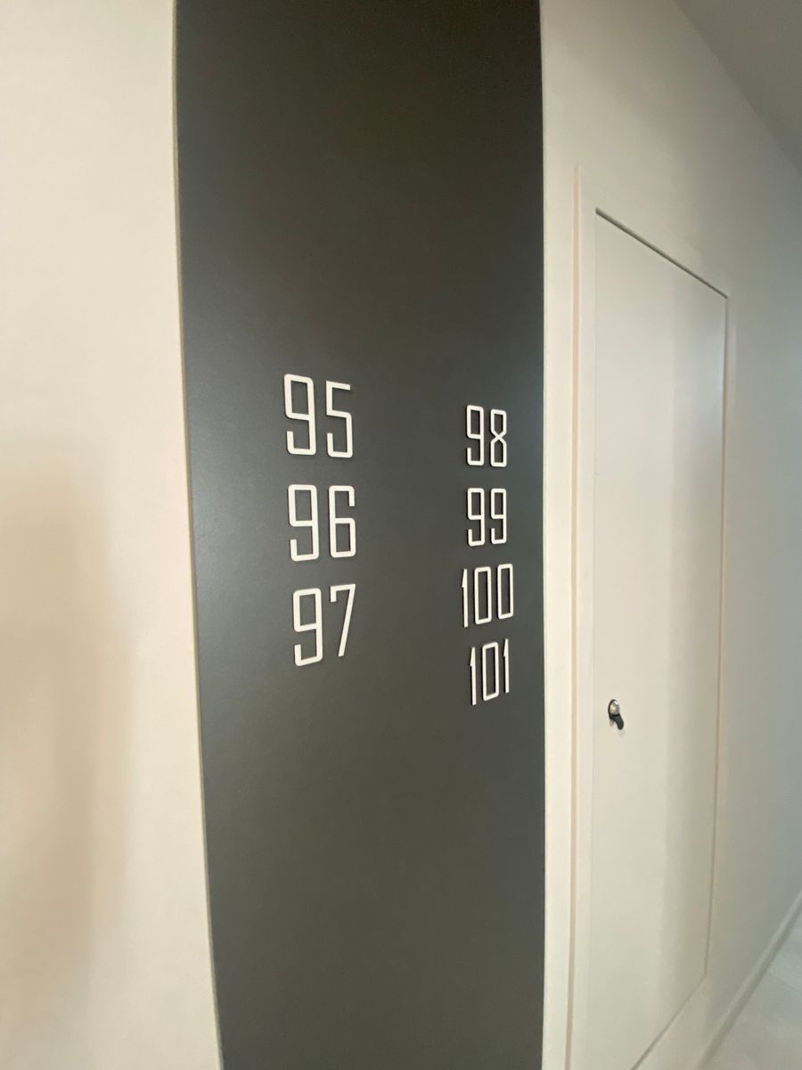 1837197815160967