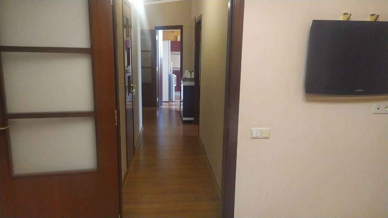 1835429763828968