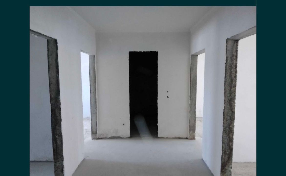 1832084883781969