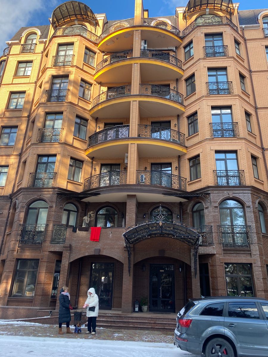 1835746655980969