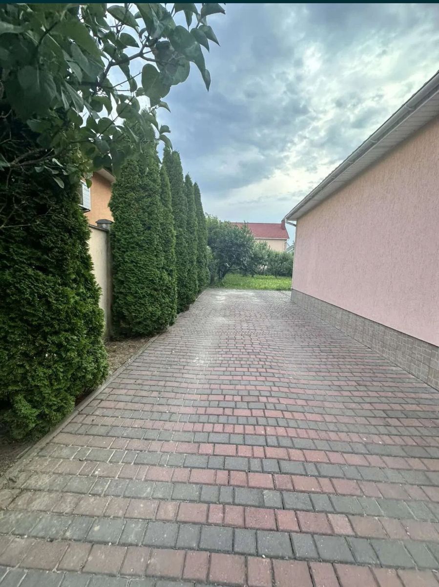 1839249046578969