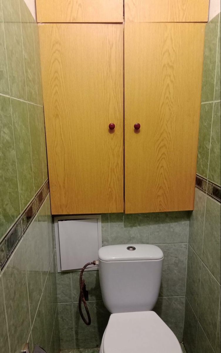 1835172532693097