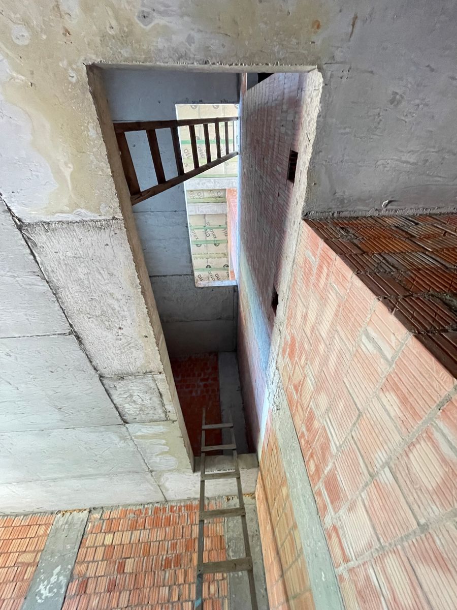 1835449650533097