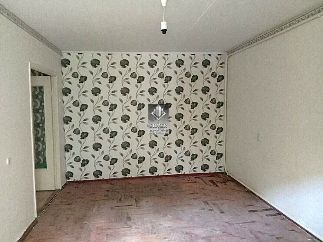 1837205546130971