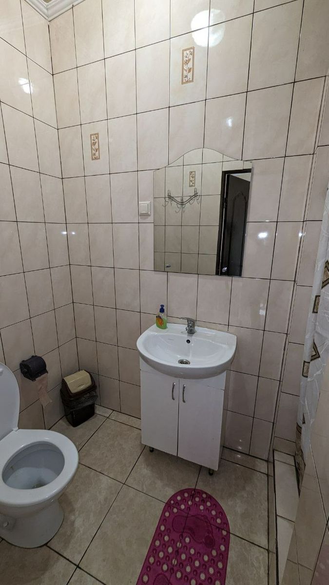 1835892471453972