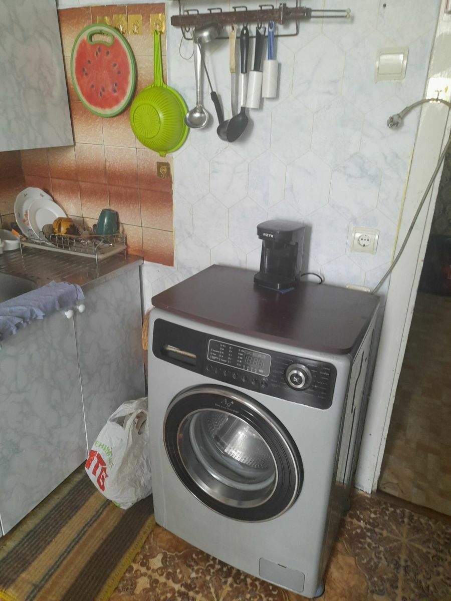 1837070421866974