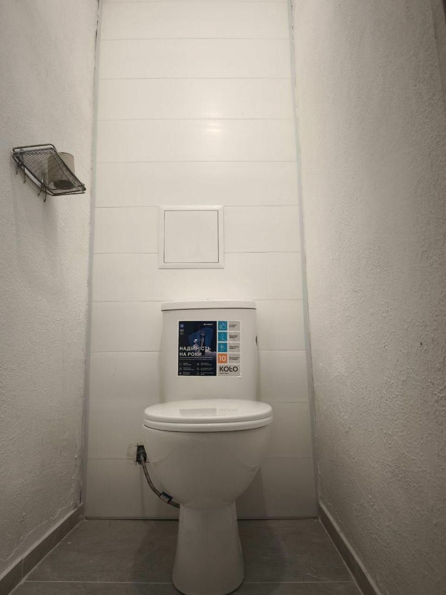 1835330833034975