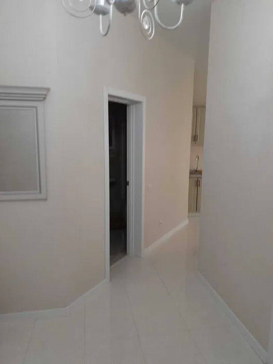 1835985317644975