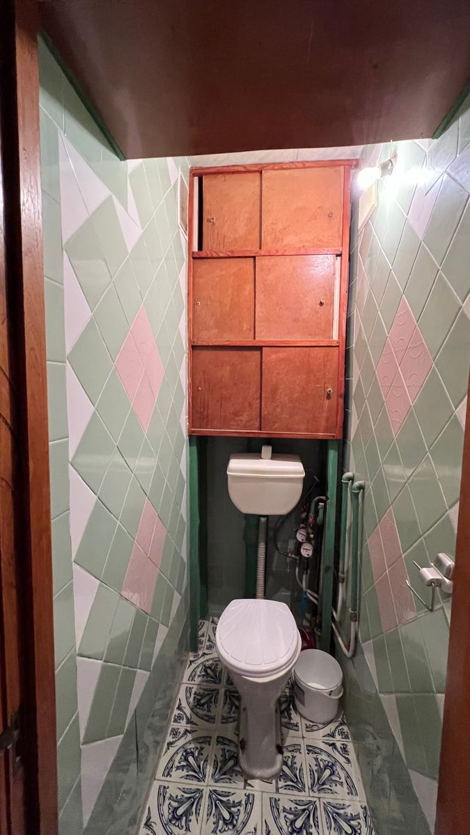 1838888495362977