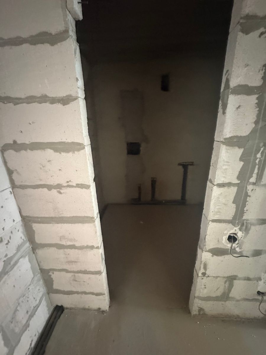 1837788308034979
