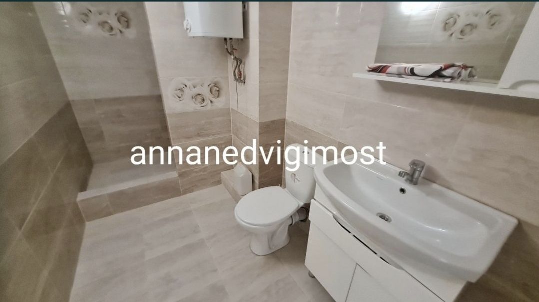 1822045186363098