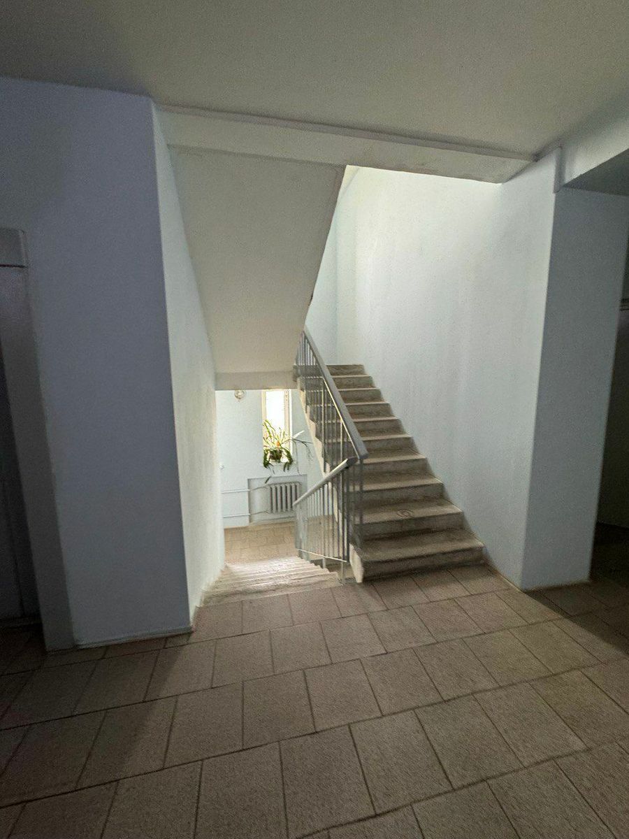 1832359752561980
