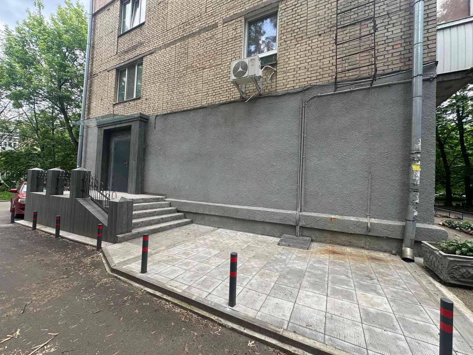 1833830219115982
