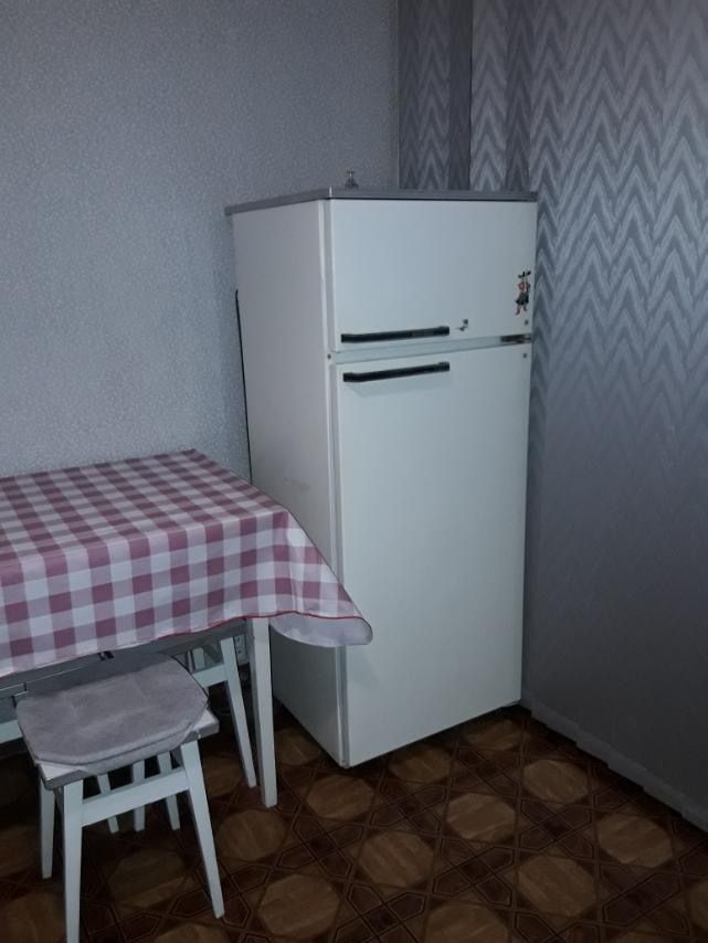 1836686948889983