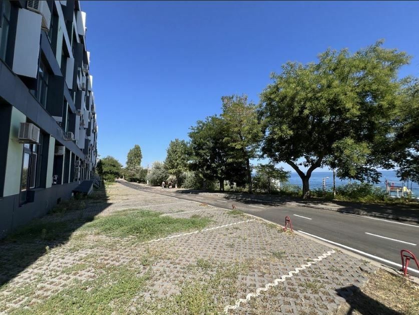 1835360662484984