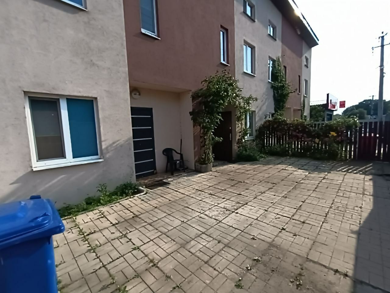1838523480326984