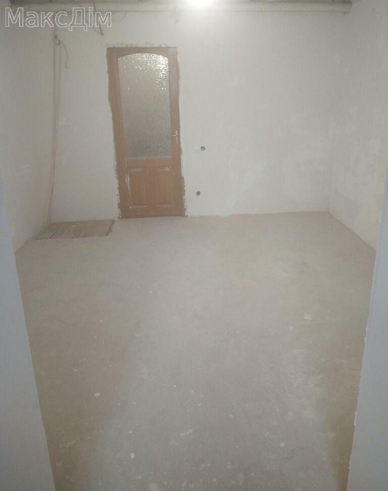 1833614460750985