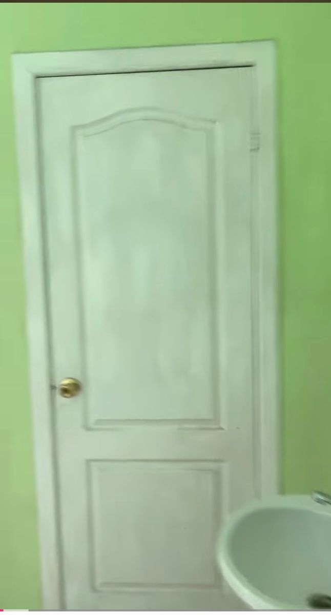 1829375355476987
