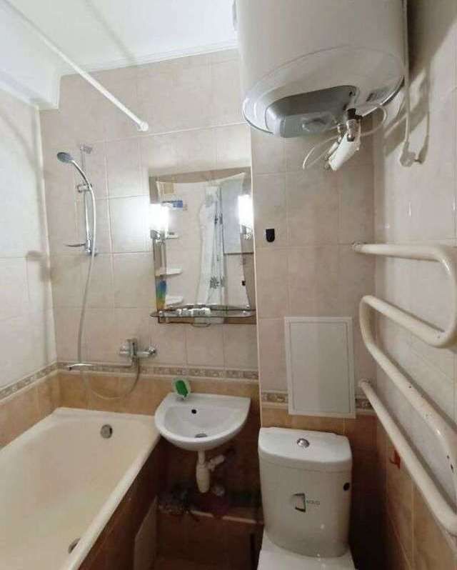 1832734955284987