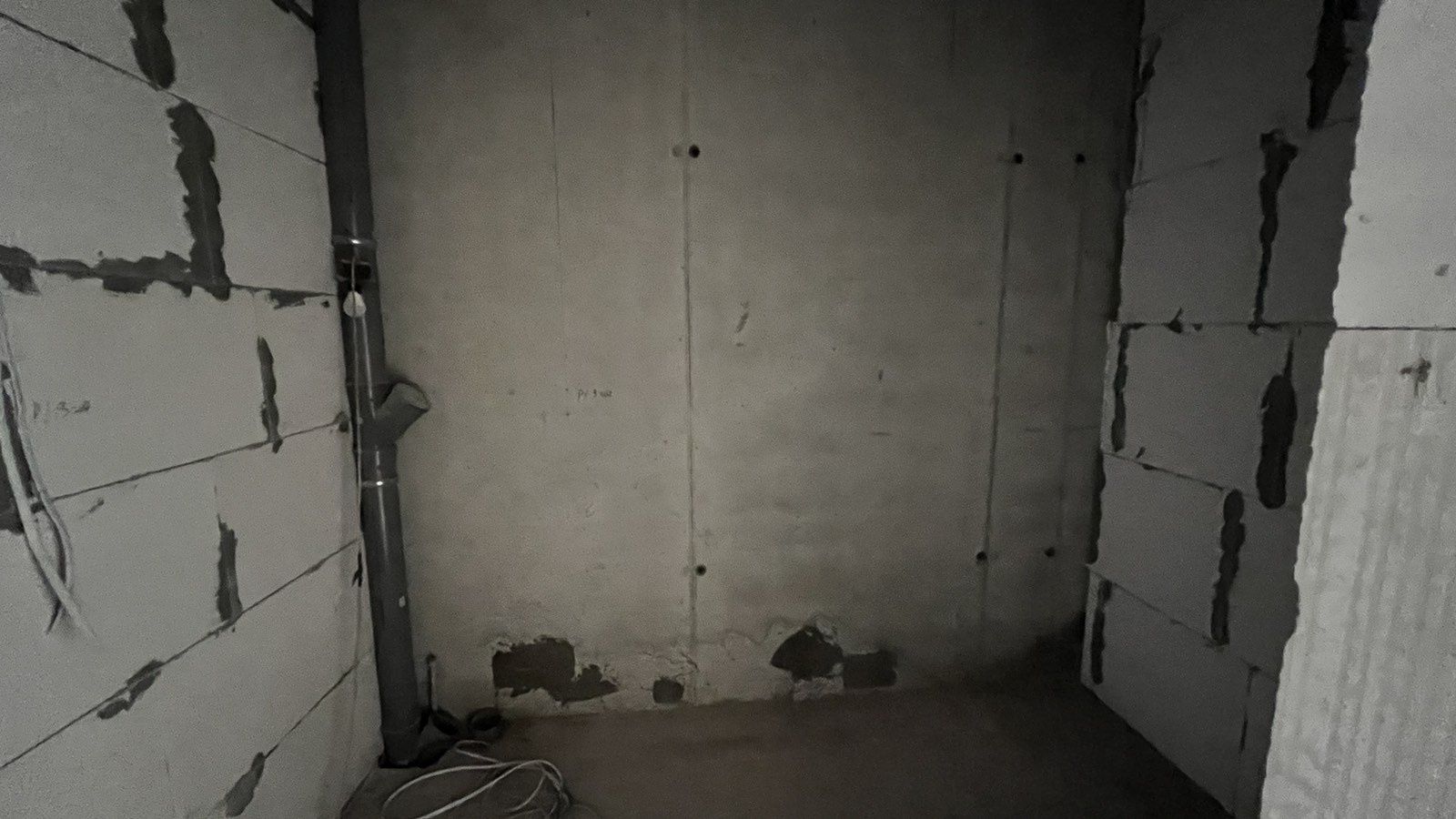 1837152809075987