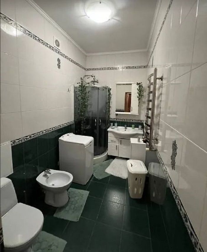 1835362920901988