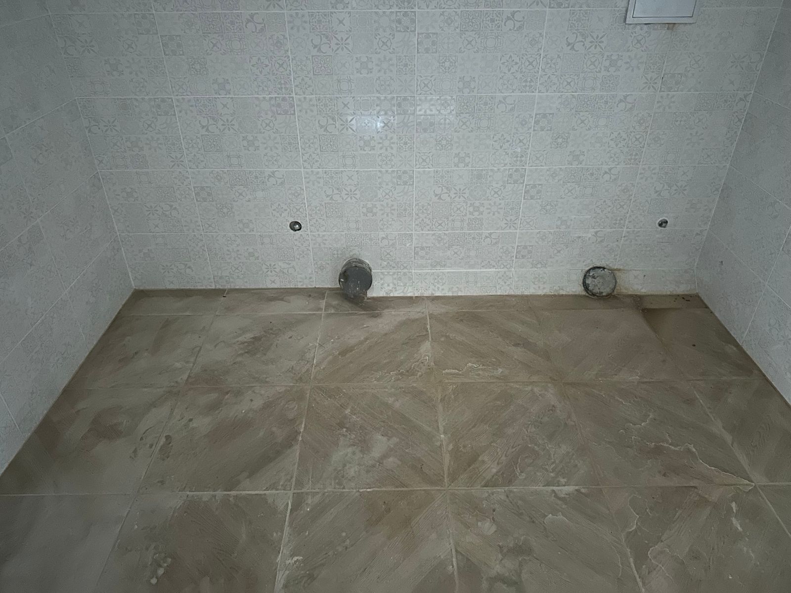 1838891424025988