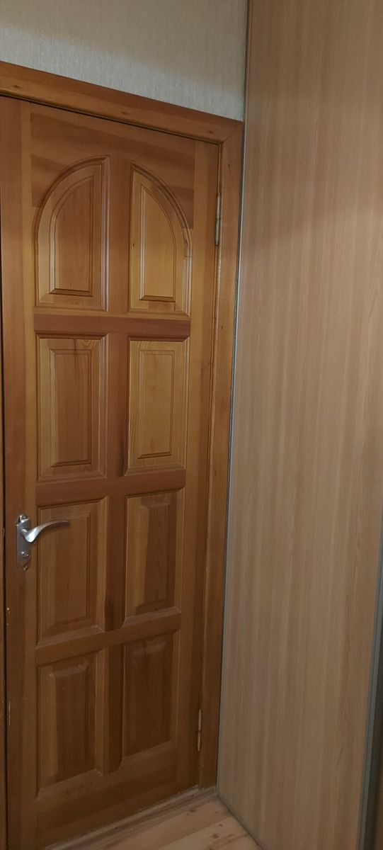 1831458107597989