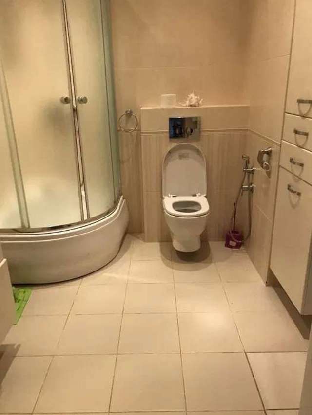 1832549230775989