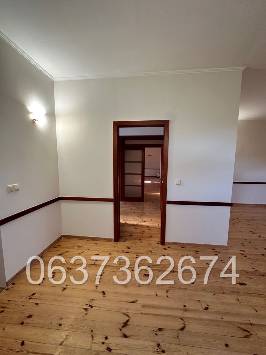 1837357971557990