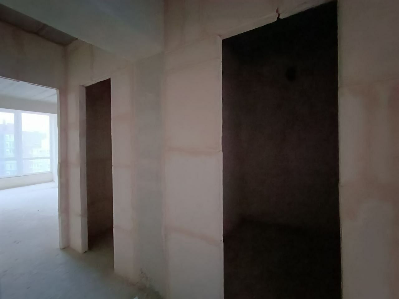 1834437533492992