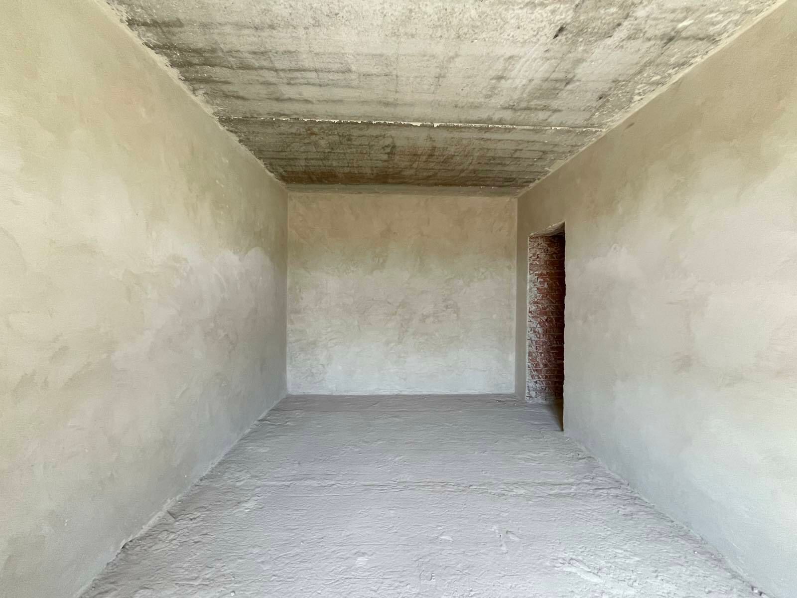 1835984173513992