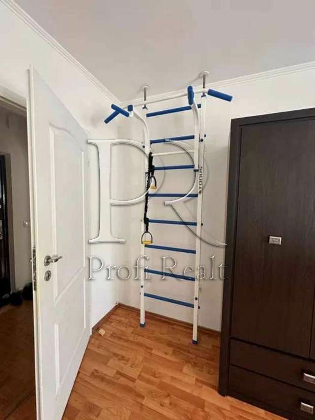 1834088621169993