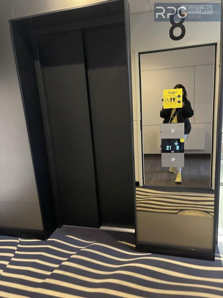 1831822581688994