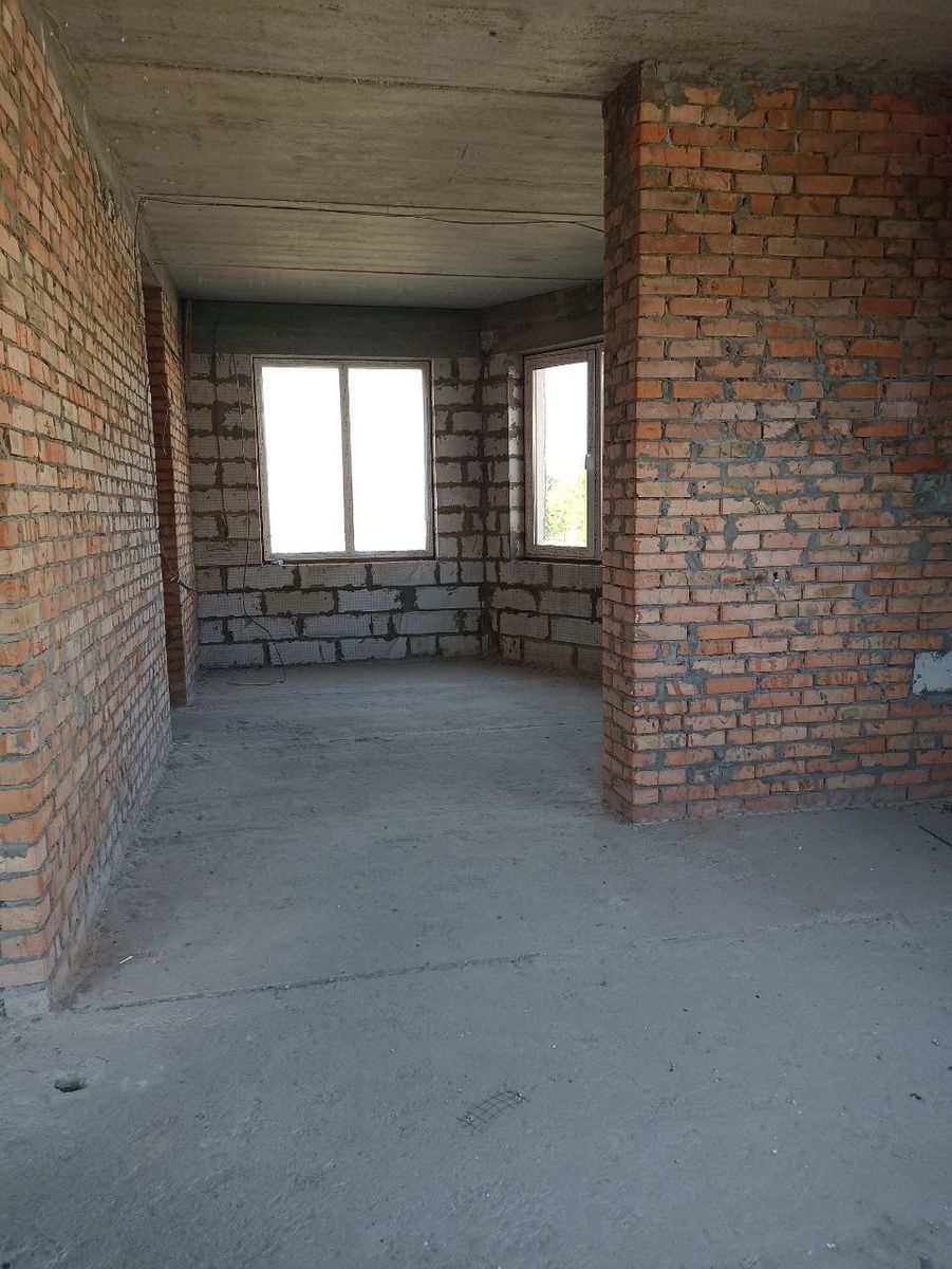 1835537963331994