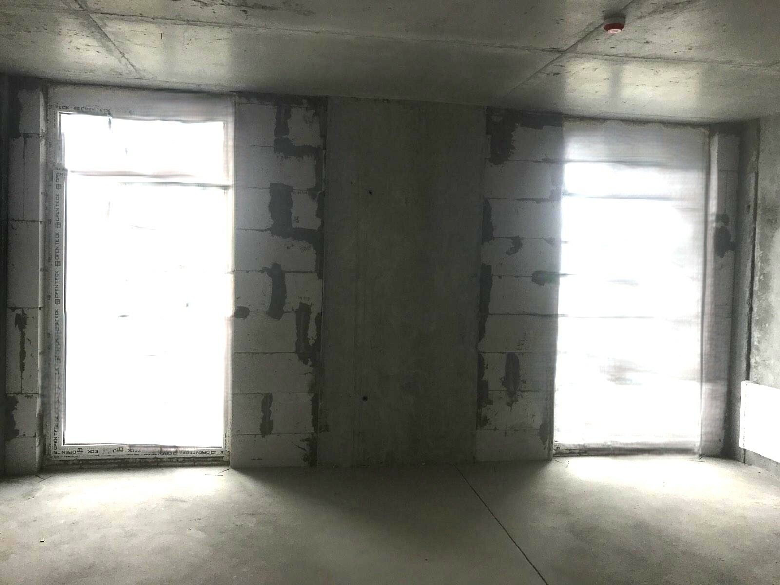 1833814328366996