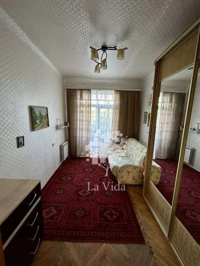 1839602707880997