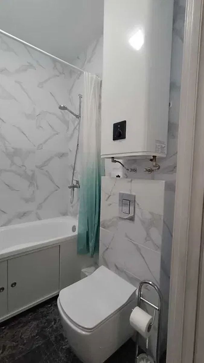 1834724767504999